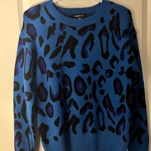 Sugar Lips Leopard Sweater
Different Blue Shades
Size: small
Never worn